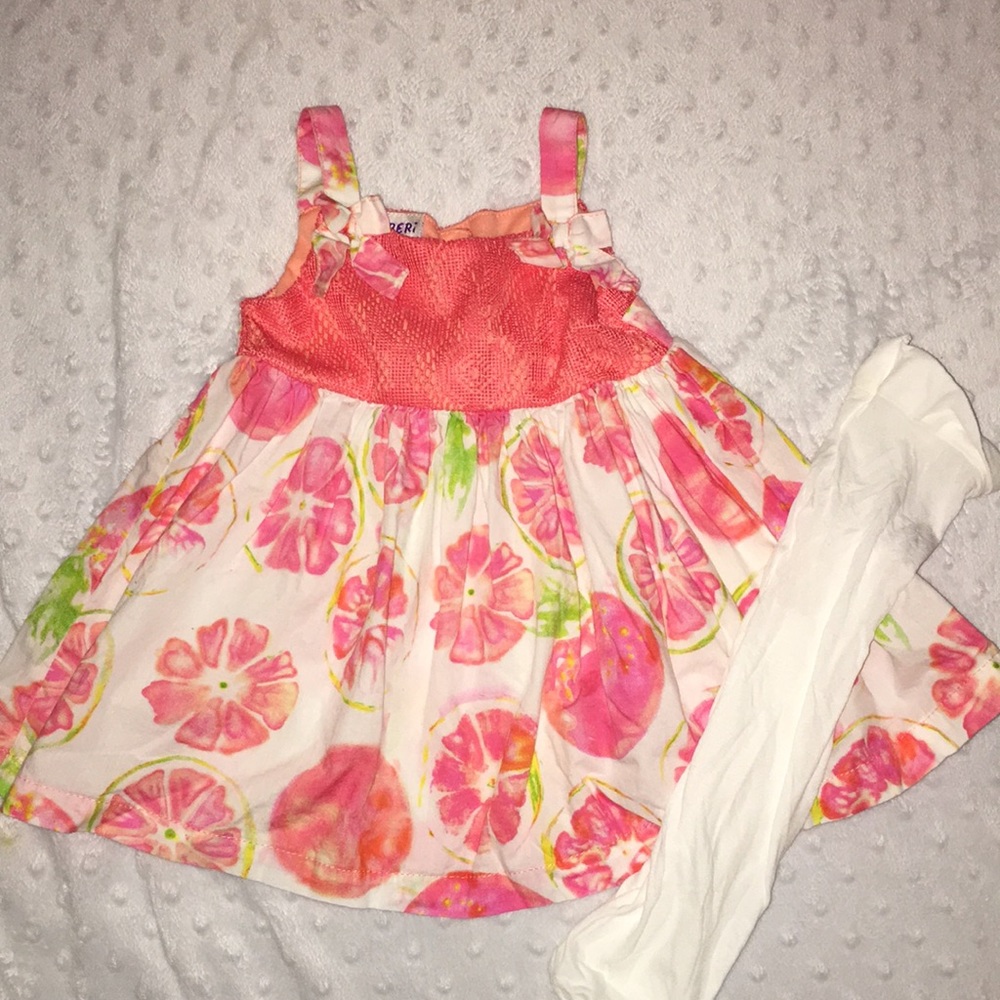 Adorable infant dress. Size: 6-9 months